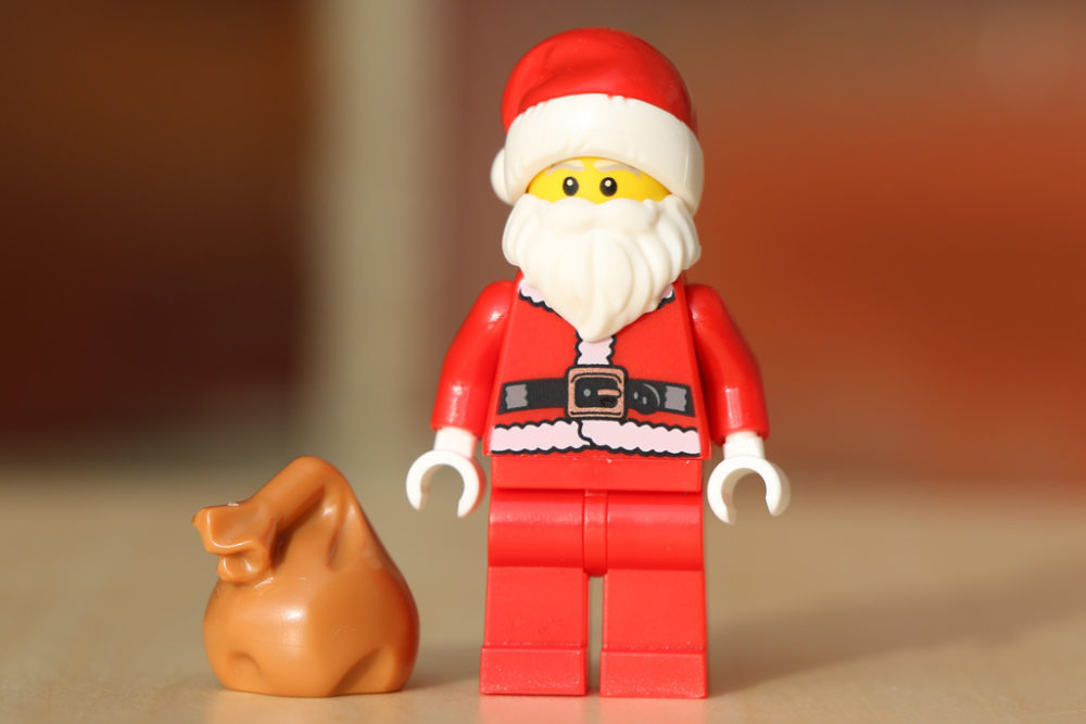 LEGO „Weihnachtsmann-Besuch“ im Review: Plätzchen für Santa  zusammengebaut