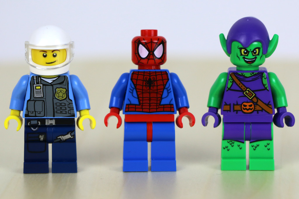 Spider-Man gibt es natürlich auch als LEGO Minifigur. | © Andres Lehmann