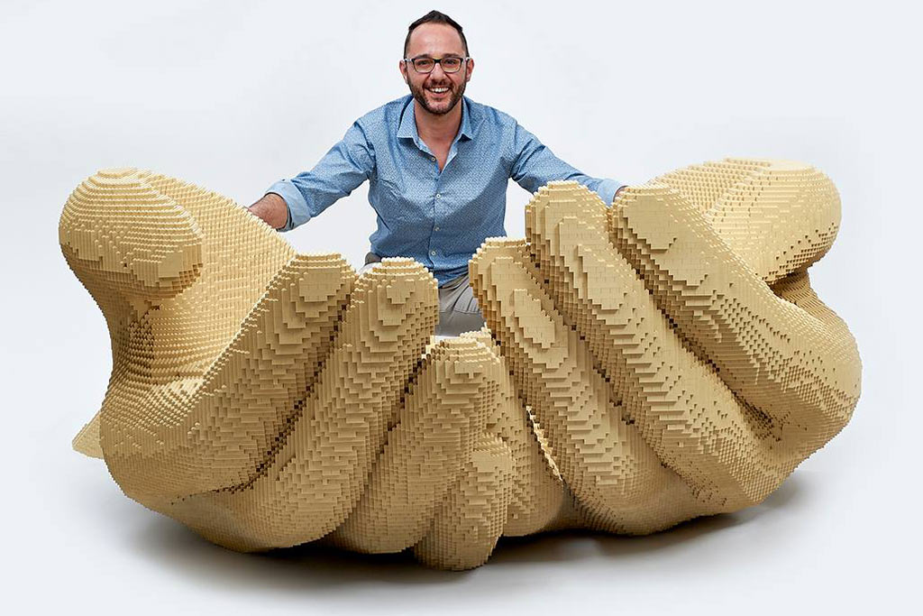 Baumeister Riccardo Zangelmi und seine Hände | © Italien LEGO User Group / LEGO Group