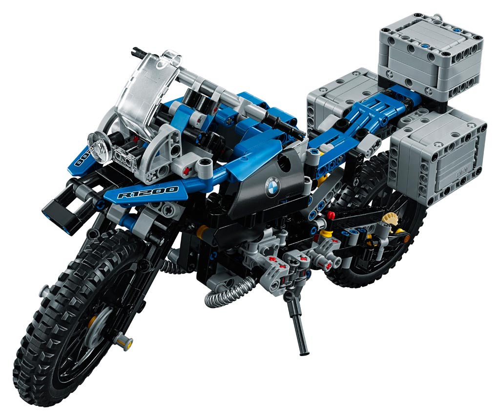 Front | © LEGO Group