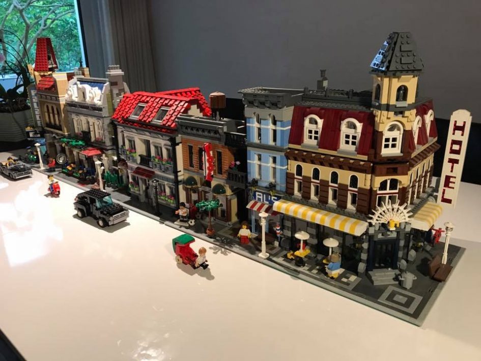 LEGO Modular Building als Geburtstagsgeschenk: Nachbau des Wohnhauses ...