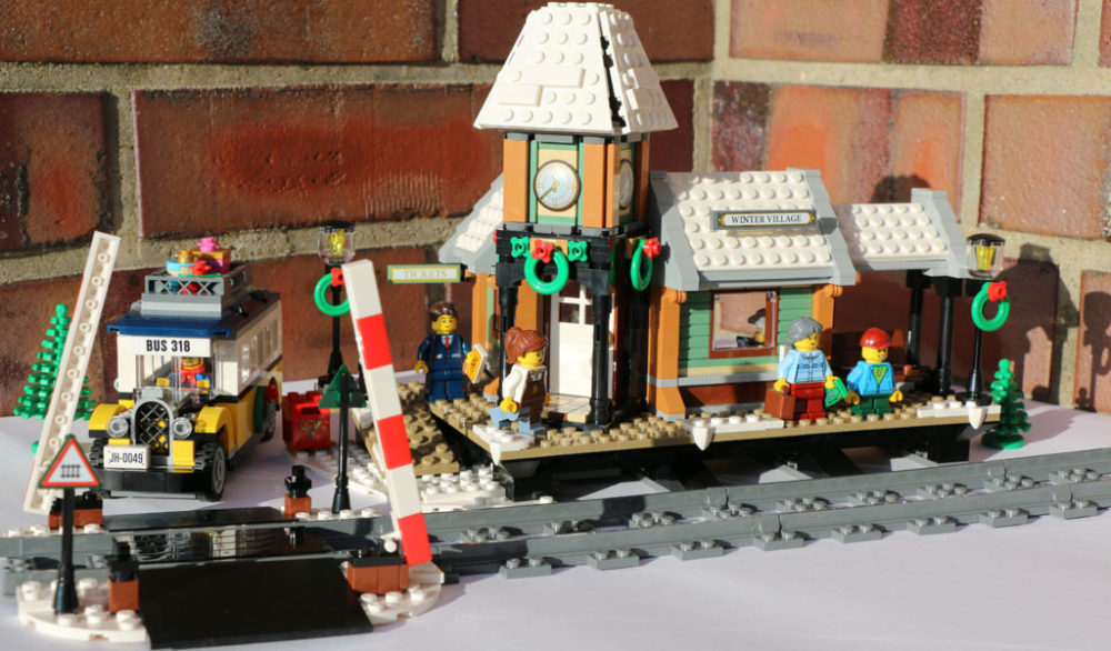 LEGO Creator Expert 10259 Winterlicher Bahnhof