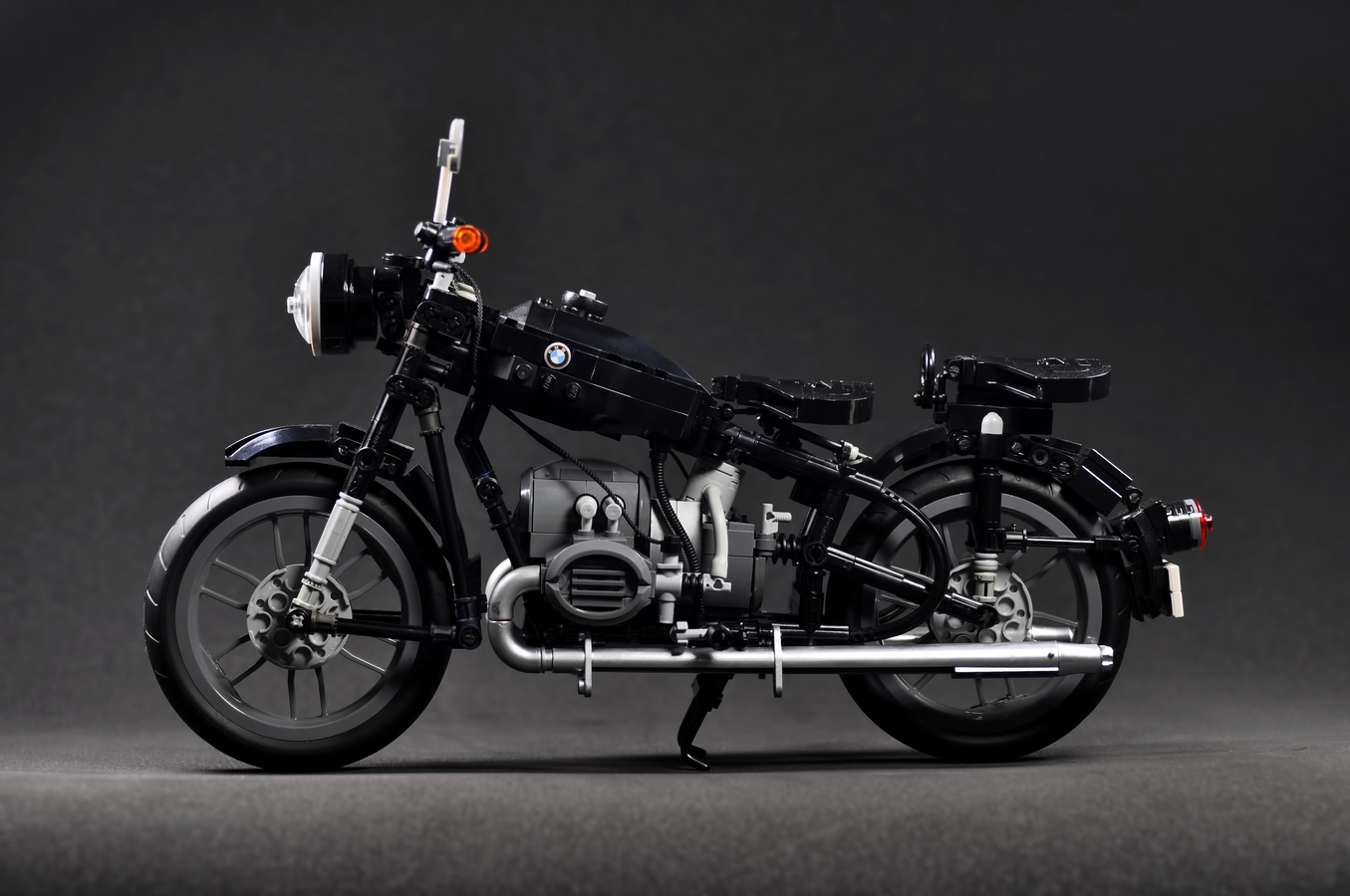LEGO Ideas “The Vintage Motorcycle” von BMW R60/2 überspringt Hürde