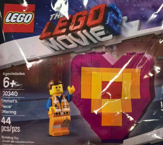 the-lego-movie-2-emmets-piece-offering zusammengebaut.com