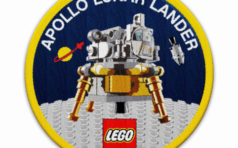 lego-nasa-apollo-11-lunar-lander-patch-5005907 zusammengebaut.com