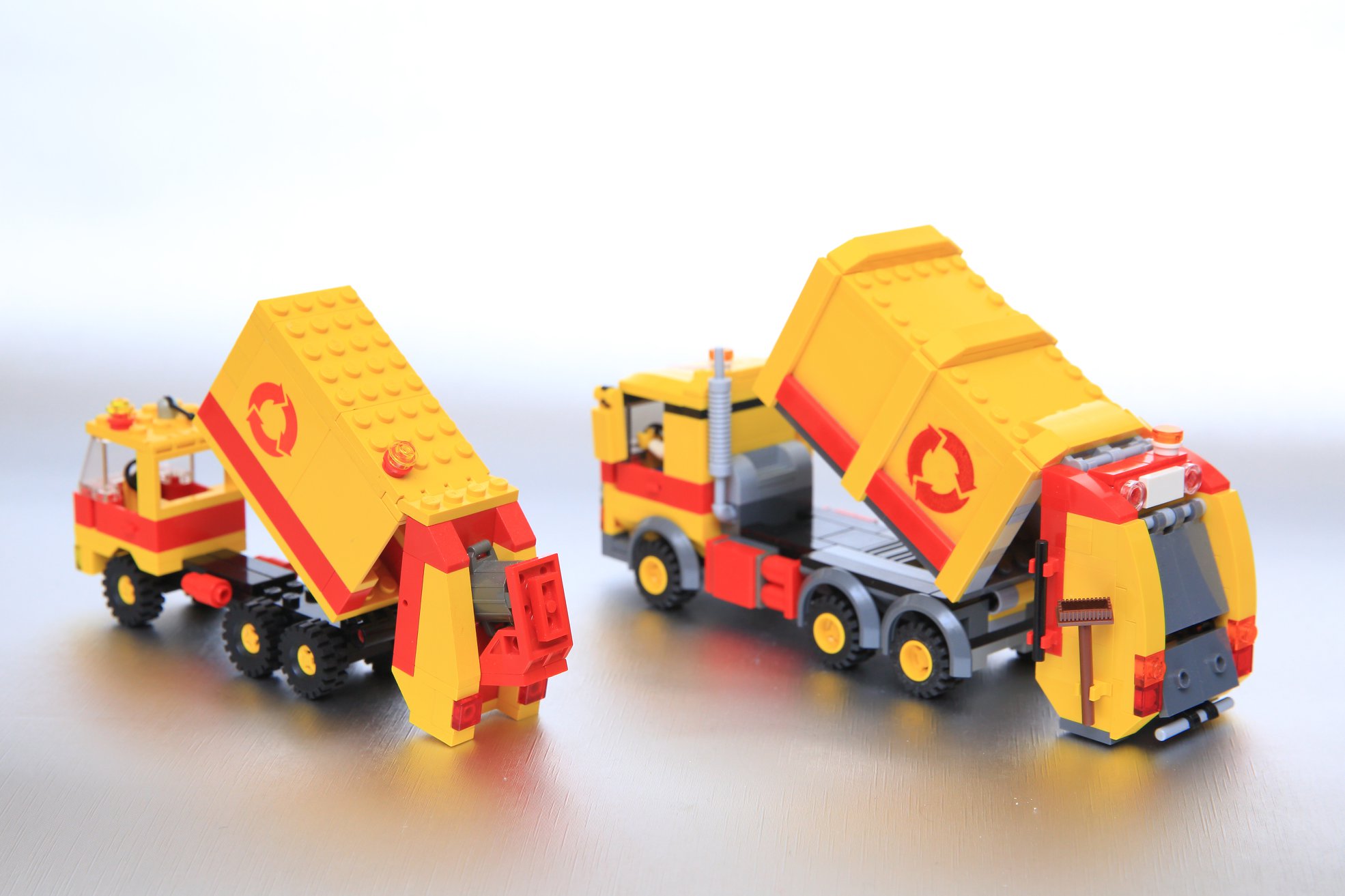 Lego Bausatz  6693  Müllwagen mit gelochter Bauanleitung 