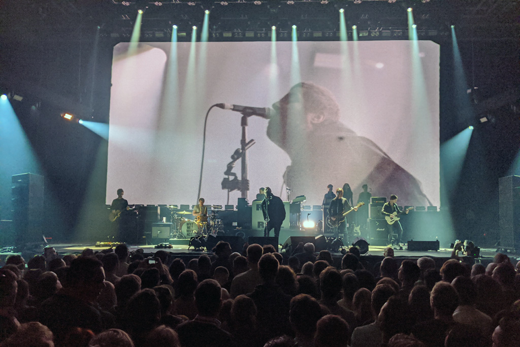 liam-gallagher-konzert-hamburg-sporthalle-2020-zusammengebaut-andres-lehmann zusammengebaut.com