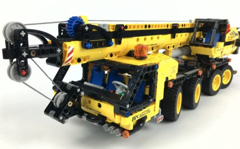 lego-technic42108-kran-lkw-2020-zusammengebaut-andre-micko zusammengebaut.com