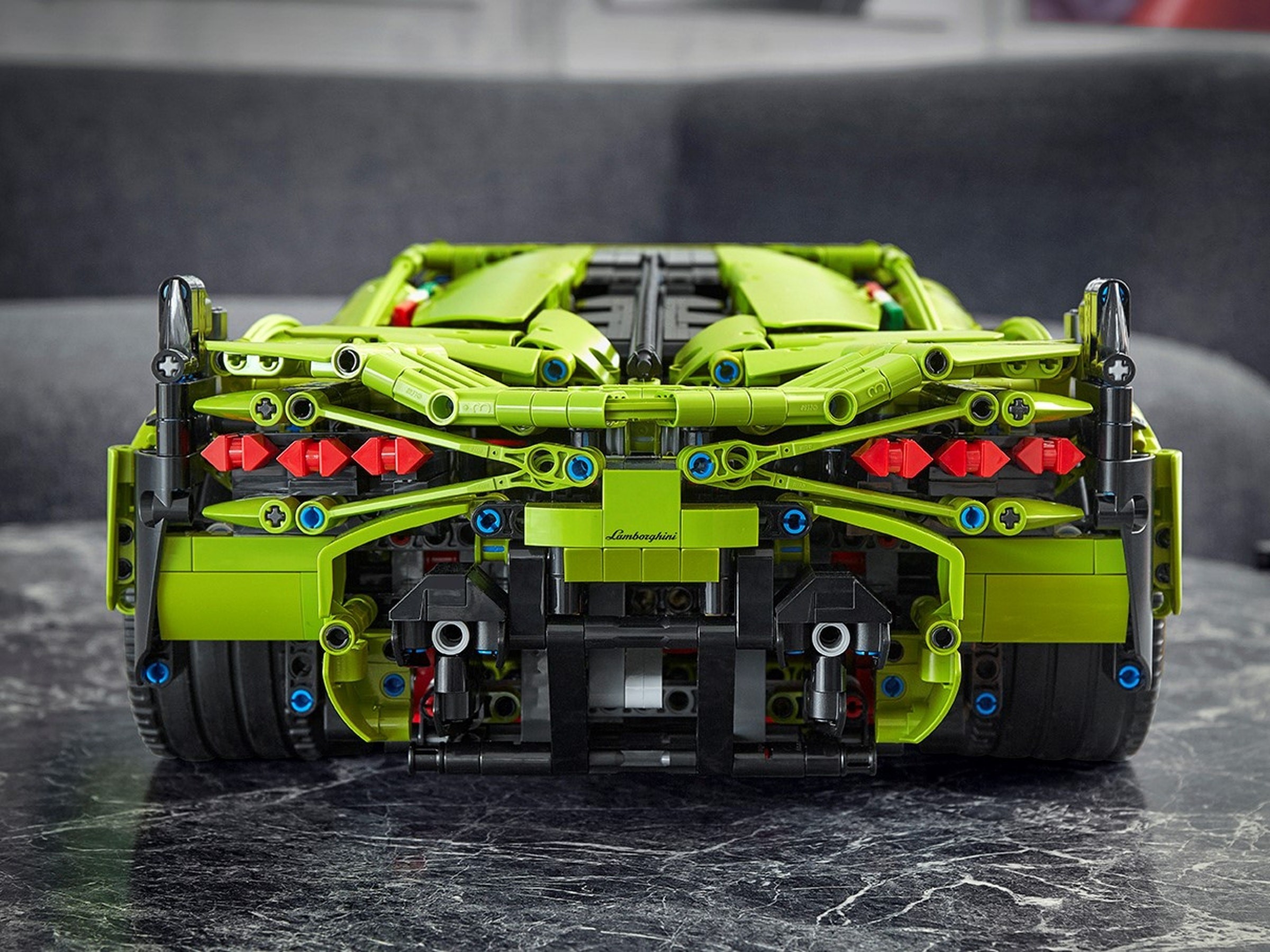 LEGO Technic 42115 Lamborghini Sián FKP 37 mit Gratis Hot ...
