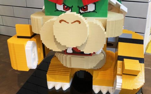 Bowser im LEGO House im LEGO Store in Billund