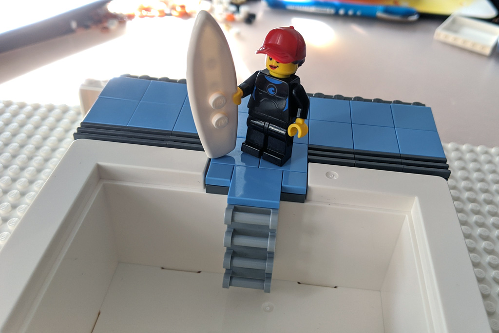 LEGO IKEA BYGGLEK Box Schwimmbad