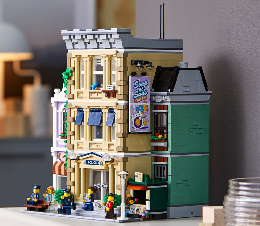 PDF Anleitung MOC Eckhaus Corner Appartements Modular aus Lego Steinen 