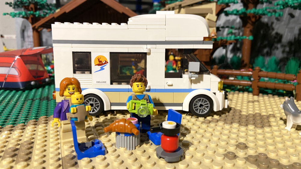 Das LEGO City 60283 Ferien-Wohnmobil