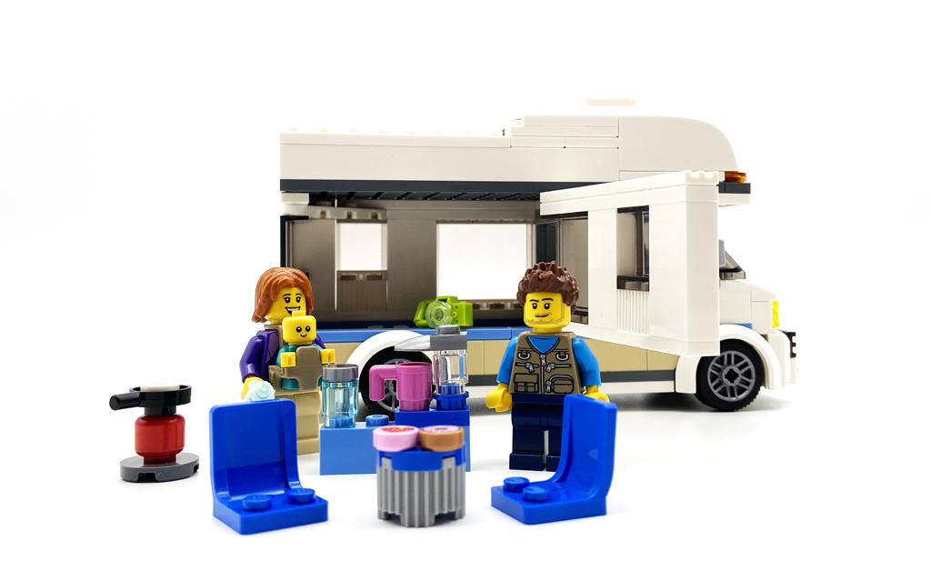 Das LEGO City 60283 Ferien-Wohnmobil