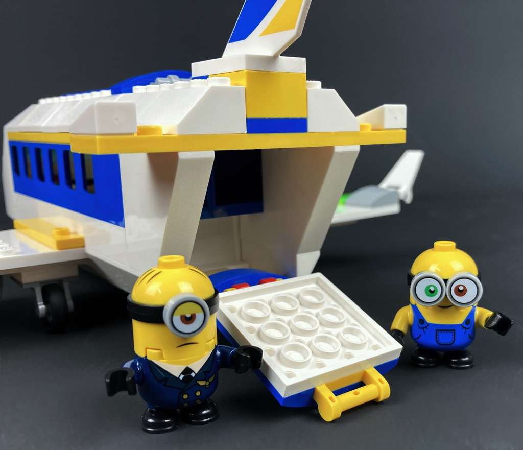 | Minions LEGO Review Flugzeug im 75547 zusammengebaut