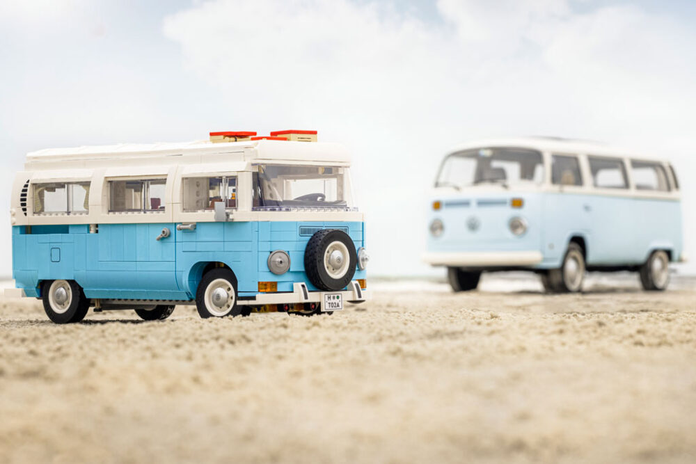 LEGO 18+ Volkswagen 10279 T2 Camper Van