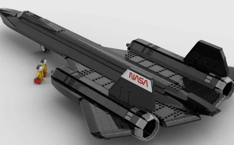 LEGO Ideas NASA SR 71 Blackbird
