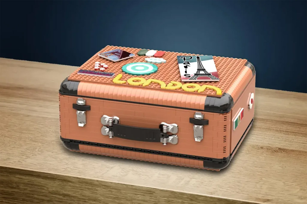 LEGO Ideas Traveling Suitcase von Brick Dangerous