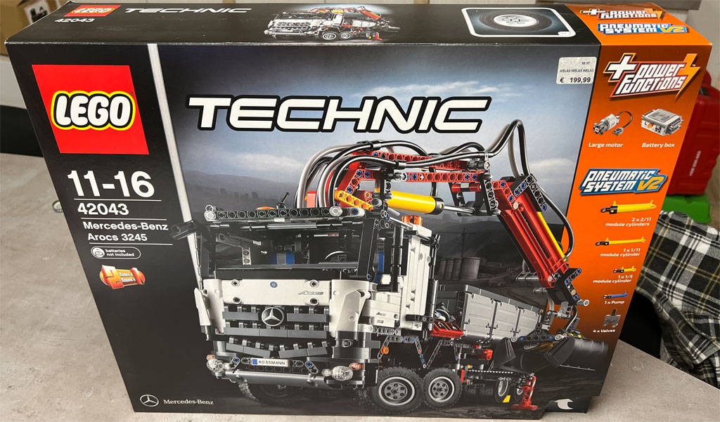 LEGO Technic 42043 Mercedes-Benz Arocs