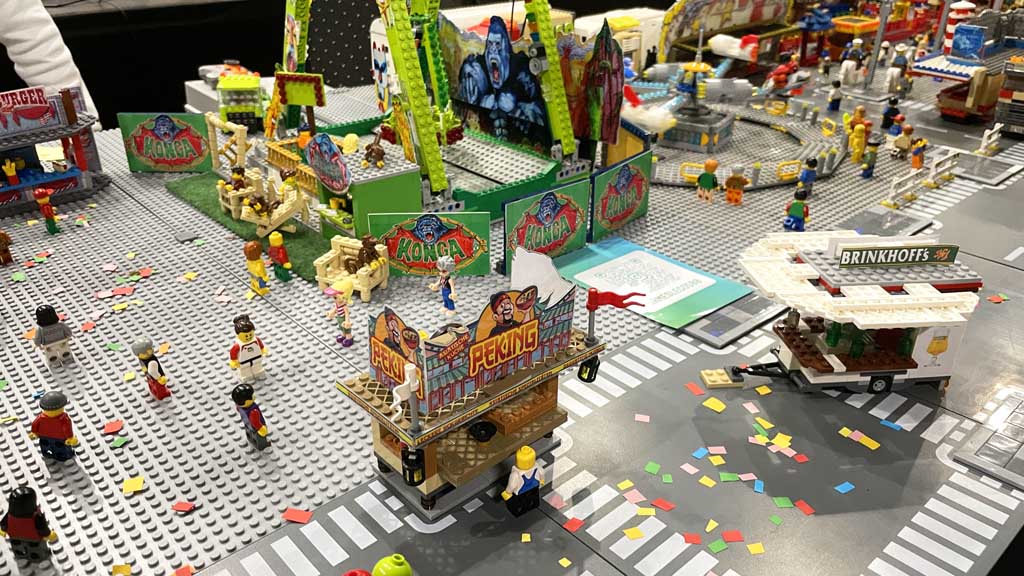 Ausstellung Hildesheimer Steinwelten LEGO Kirmes von Kirmes LEGO 500 und Klemmbausteine_Kirmes