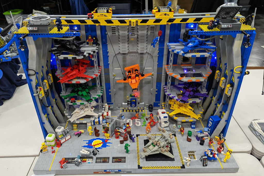 LEGO Classic Space Modell: Patrol Craft Dealership