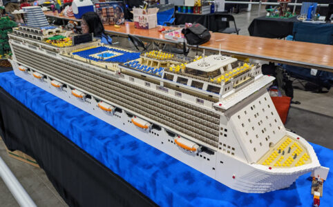 LEGO Kreuzfahrtschiff
