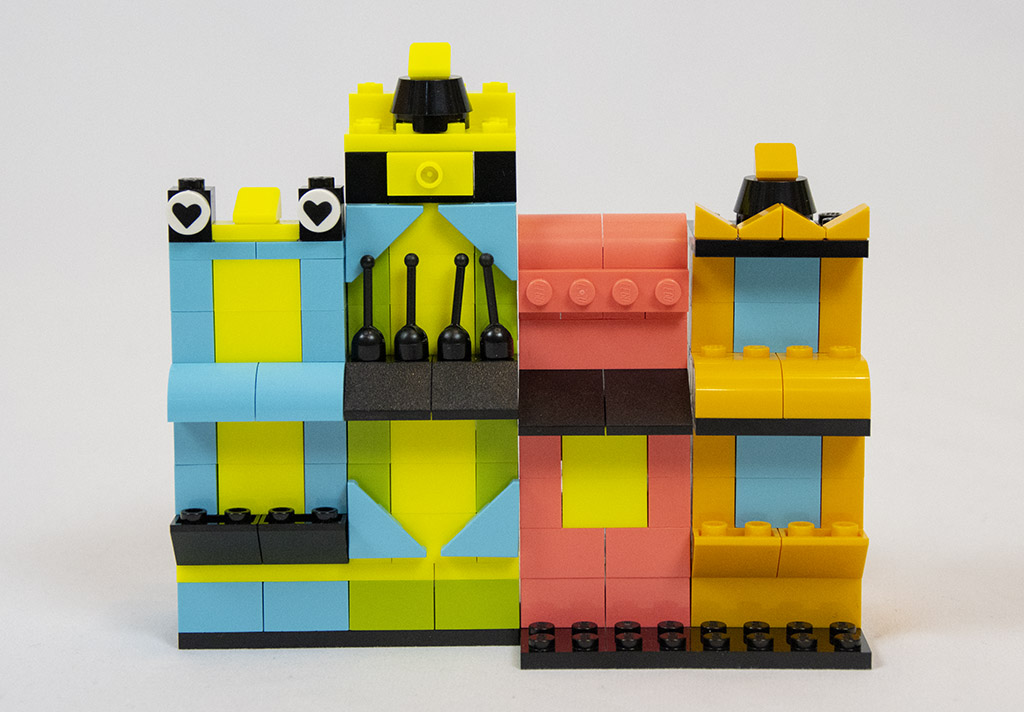 Review Kreativ- Classic LEGO Großes Kreativ-, 11028 11027 zusammengebaut Kreativ-Bauset | Neon im und Pastell 11030