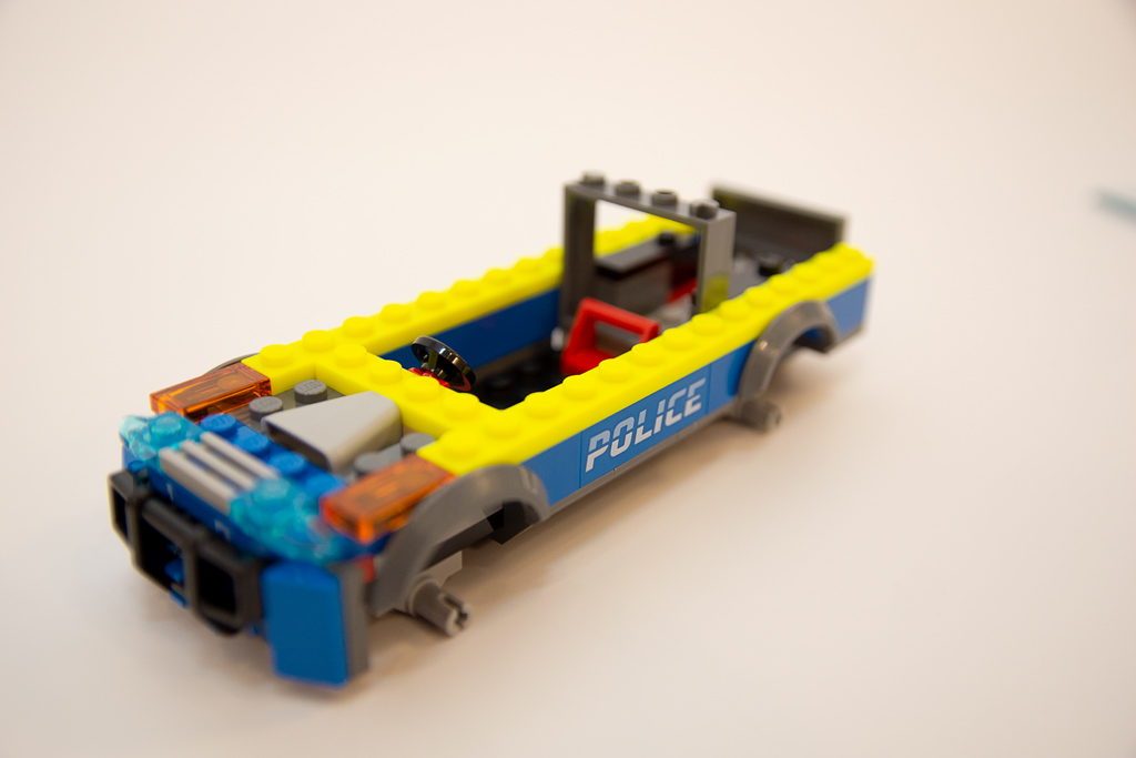 | Polizeihunde-Training im Review LEGO 60369 zusammengebaut City Mobiles