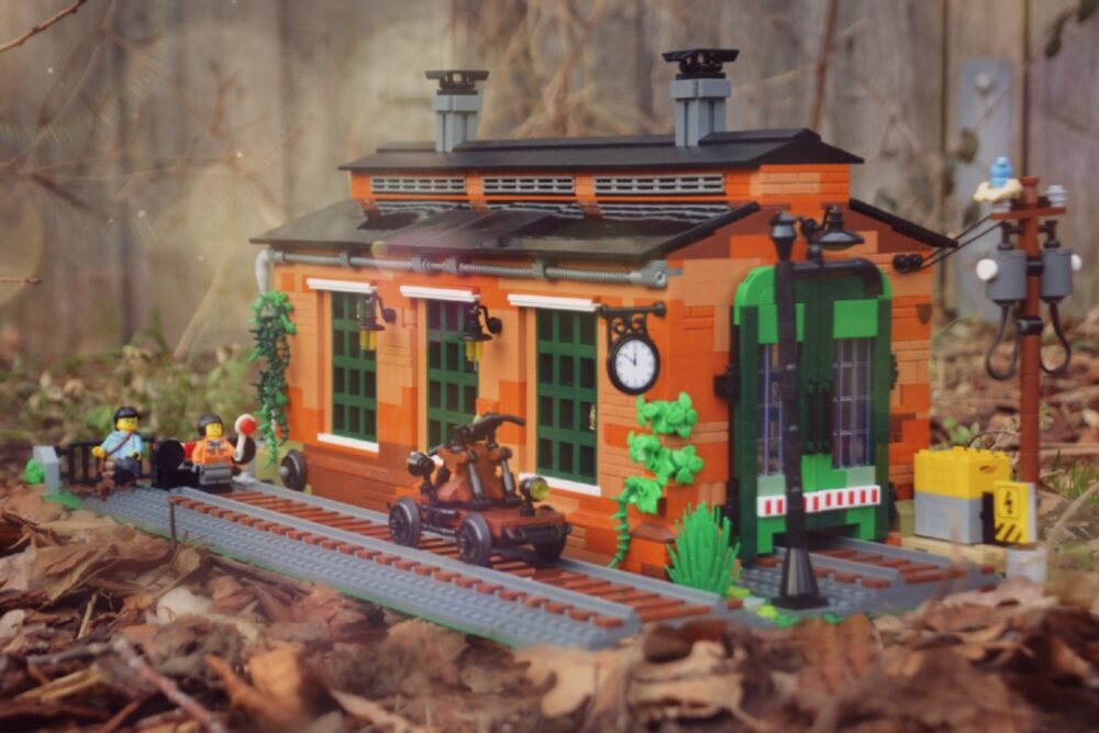 LEGO Bricklink Designer Program Old Engine Shed