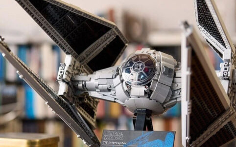 LEGO Star Wars UCS 75382 TIE Interceptor