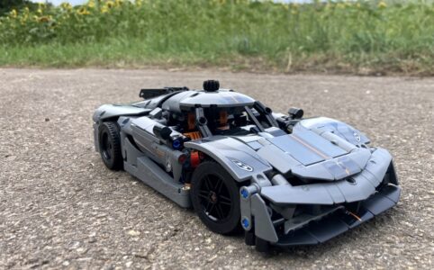 LEGO Technic 42173 Koenigsegg Jesko Absolut Supersportwagen in Grau