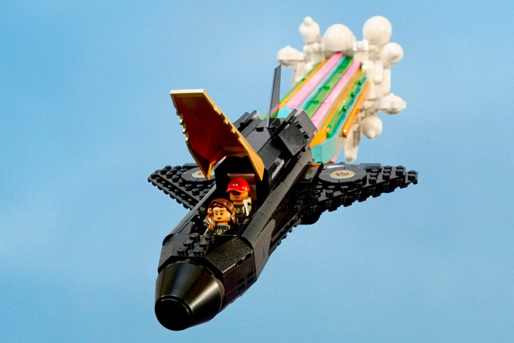 LEGO 10391 Over the Moon