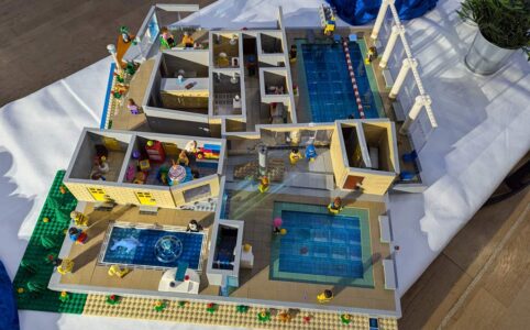 LEGO Nachbau des neuen Hallenbades in Witten Annen