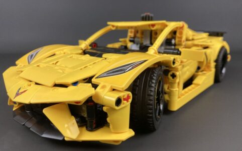 LEGO Technic 42205 Chevrolet Corvette Stingray