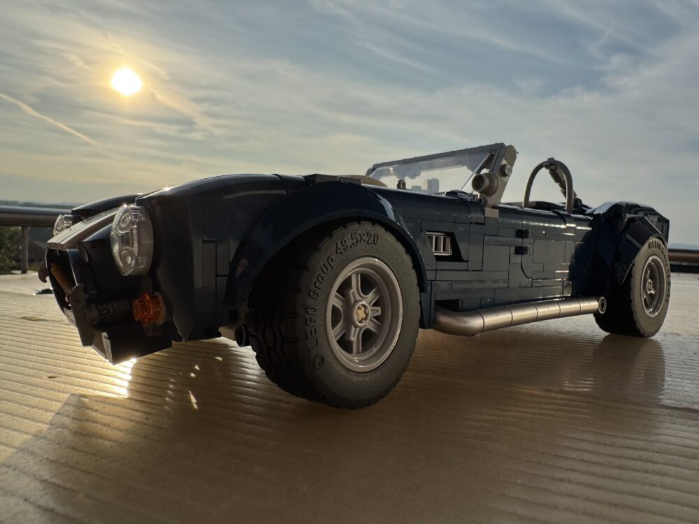 LEGO Icons 10357 Shelby Cobra 427 S/C