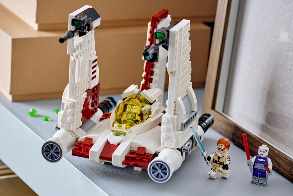 LEGO Star Wars 75432 V-19 Torrent Starfighter