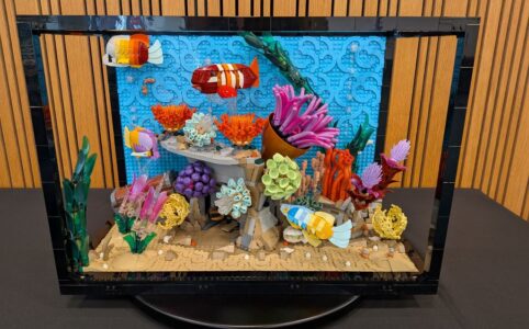 LEGO Icons 10366 Tropical Aquarium