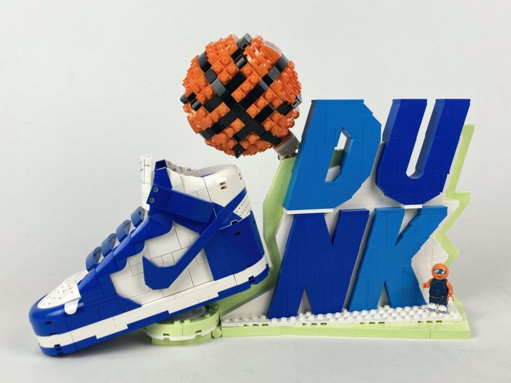 LEGO 43008 Nike Dunk x LEGO Set