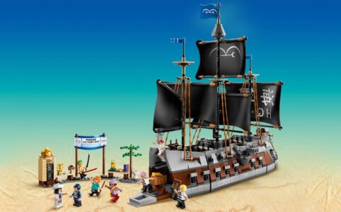 LEGO One Piece 75646 Garp’s Marine Battleship