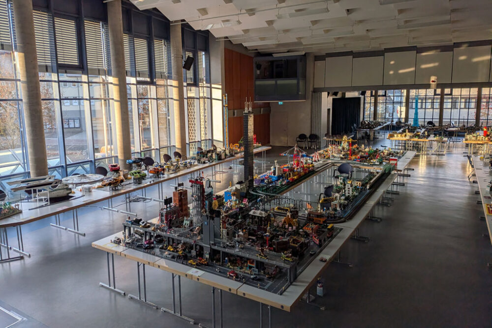 Die Zusammengebaut 2025 fand in Borken statt, in diesem Jahr zieht der Steine-Zirkus weiter nach Fritzlar.