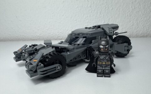 LEGO DC 76331 Batman v Superman Batmobil