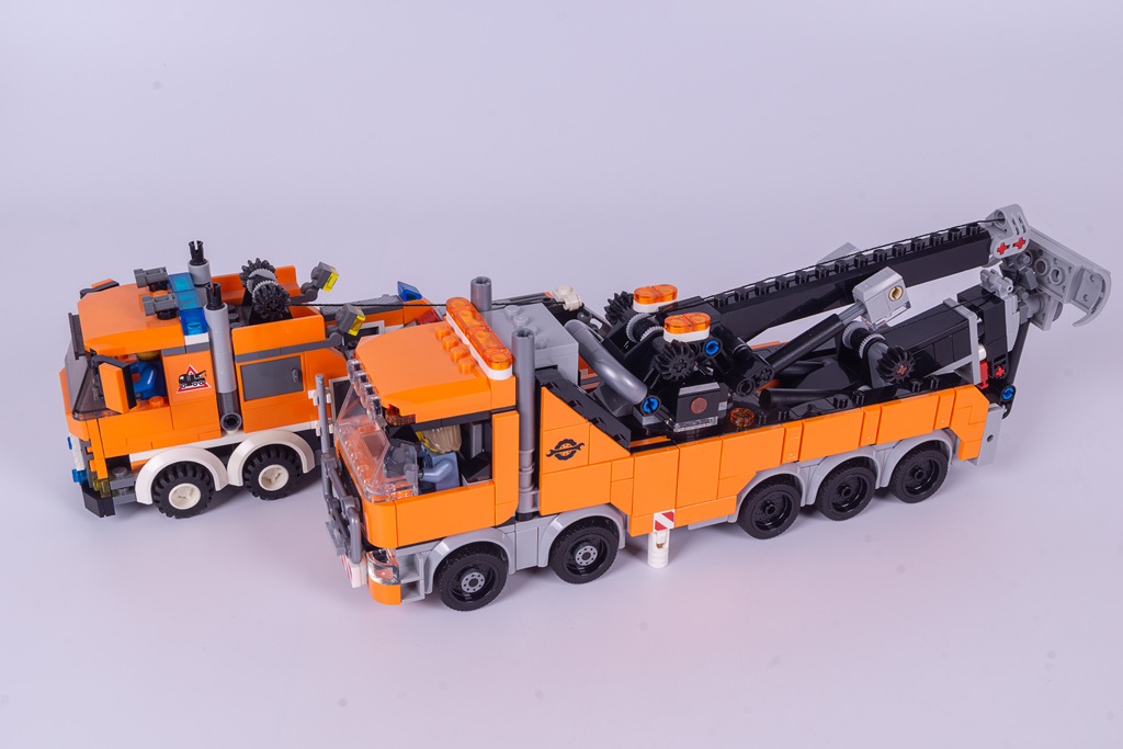 LEGO City 60467 Schwerlast-Abschleppwagen mit Kran: Vergleich mit Abschleppwagen aus der 7642 Großen Autowerkstatt