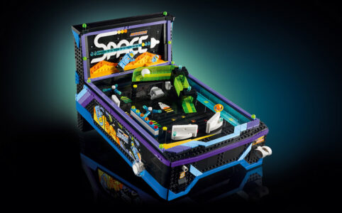 LEGO Icons 11374 Arcade Pinball Machine