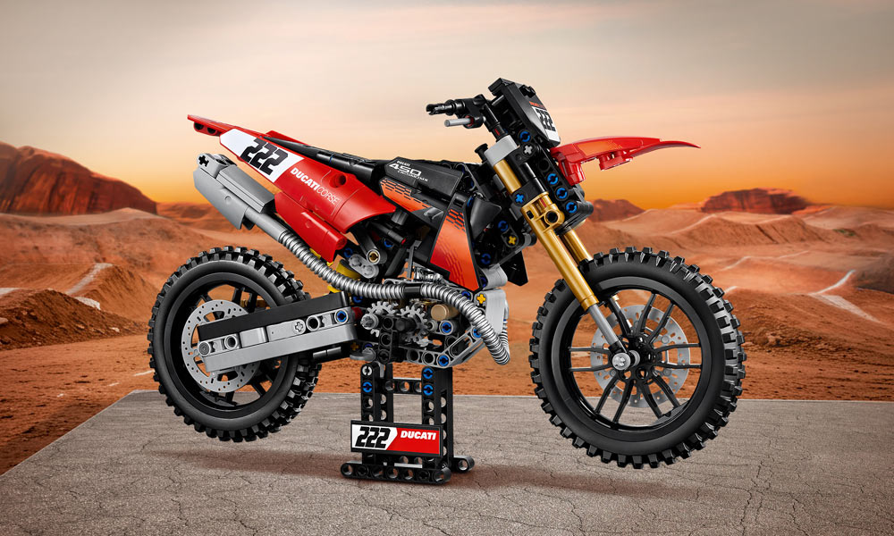 LEGO Technic 42238 Ducati Desmo450 MX Factory Motorcycle