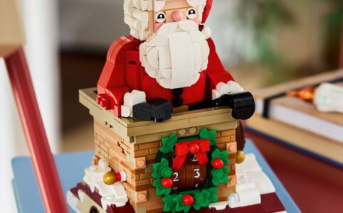 LEGO Seasonal 40874 Santa's Holiday Countdown